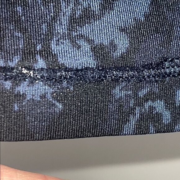 Lululemon Wunder Under Pant Size 4 - Picture 12 of 14